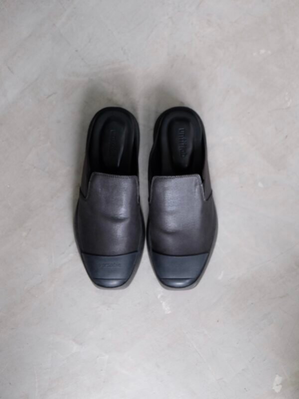 Untitlab Slipon Leather Mules Black