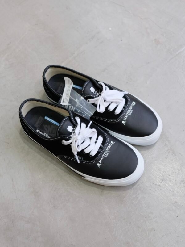 MASTERMIND WORLD × Vault by Vans VLT LX